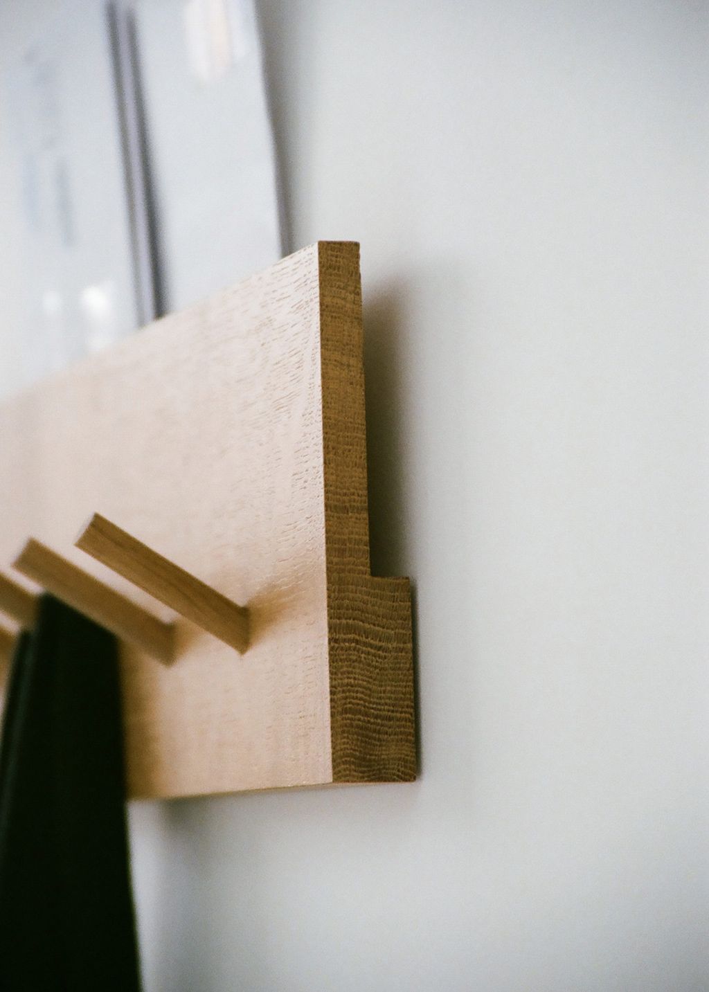 Coat Rack © Bautier - Photo : Stephanie De Smet